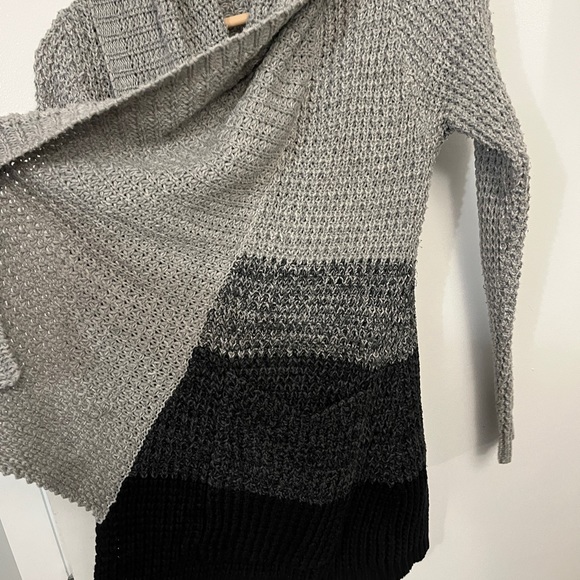 Like-New LINE John + Jenn Chunky Colorblock Cardi, XS - Picture 4 of 6